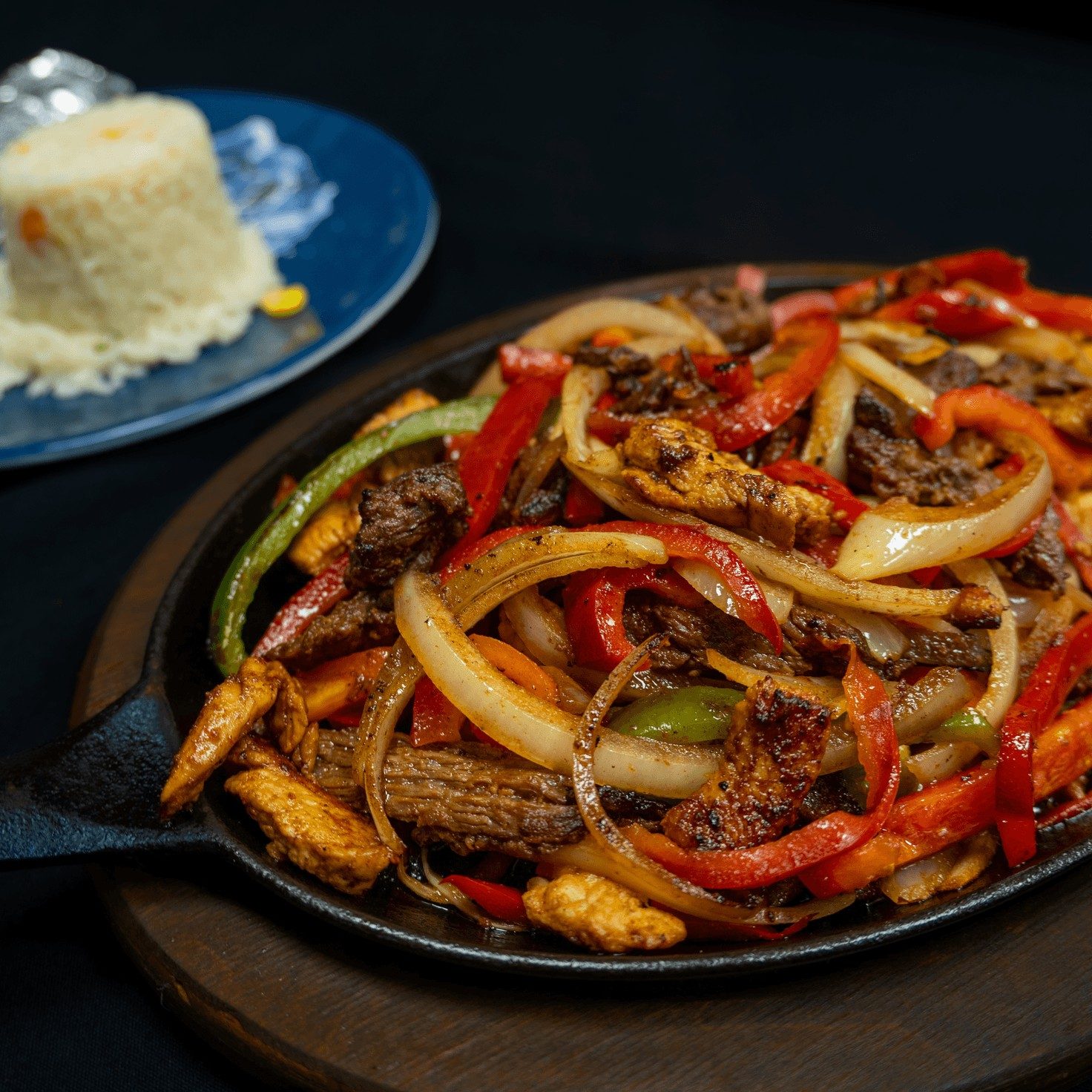 Carne Con Pollo Fajita.