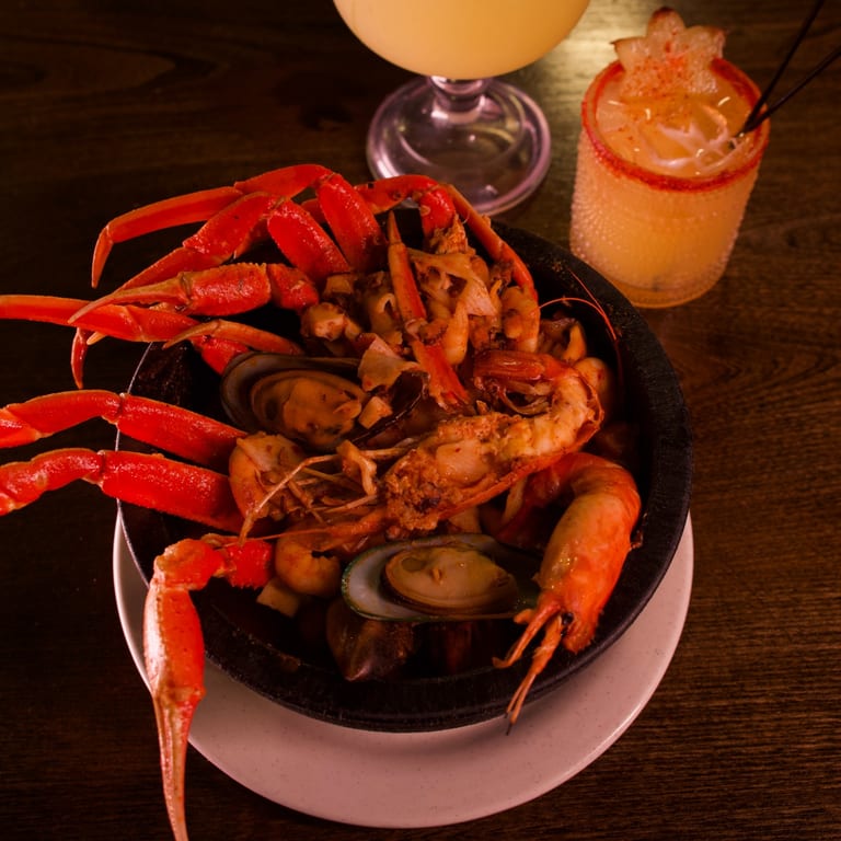 Welcome to Mariscos La Riviera Nayarit